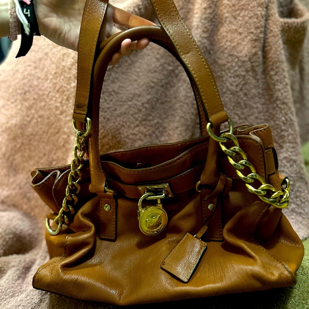 Michael Kors GUC purse.